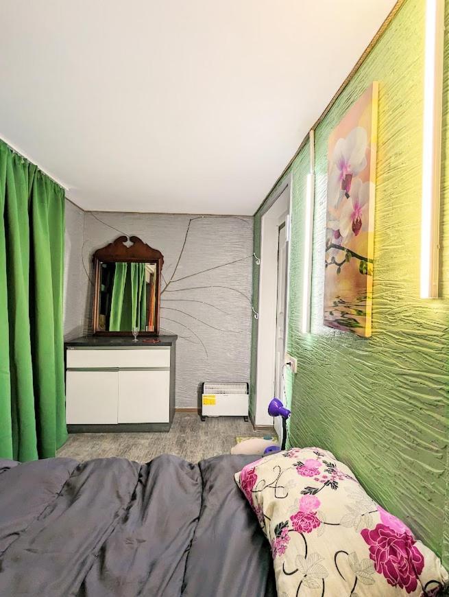 Bern Hostel 키시나우 외부 사진