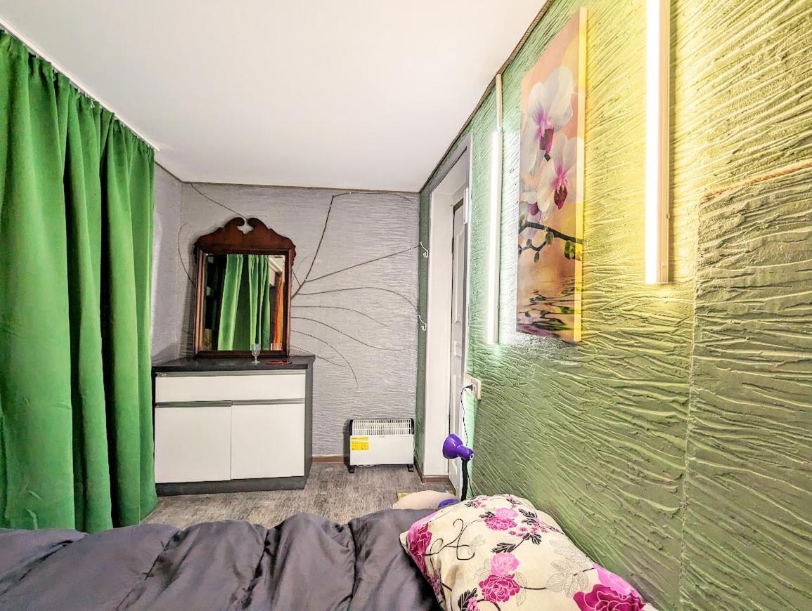 Bern Hostel 키시나우 외부 사진